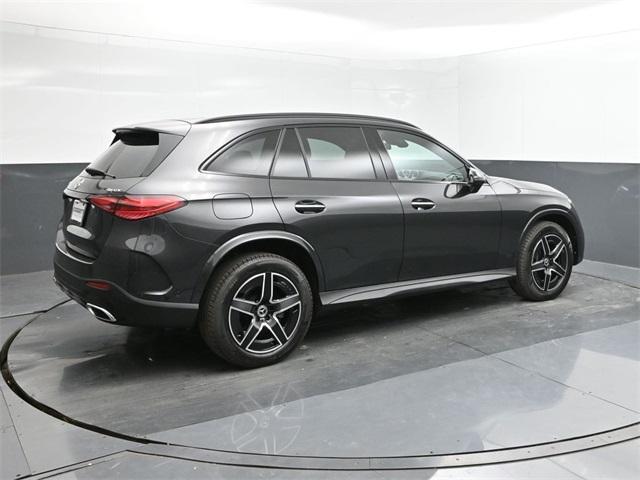 new 2025 Mercedes-Benz GLC 300 car, priced at $60,785