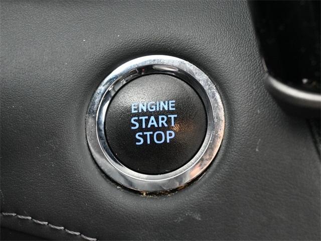 used 2022 Toyota Highlander car, priced at $34,995