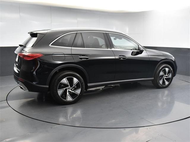 new 2024 Mercedes-Benz GLC 300 car, priced at $51,995