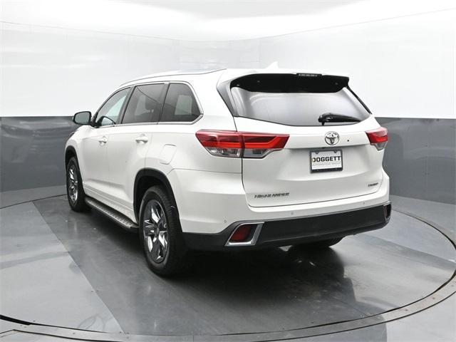used 2019 Toyota Highlander car, priced at $24,999