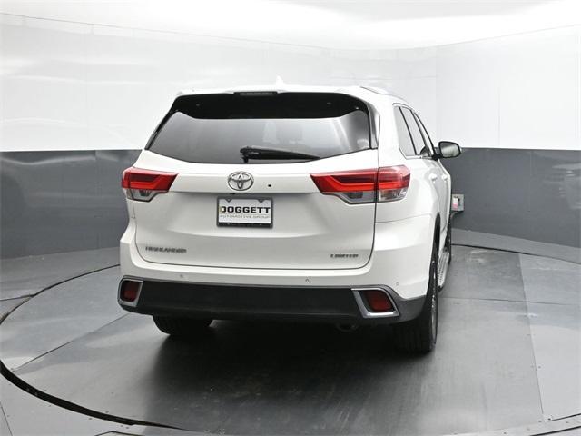 used 2019 Toyota Highlander car, priced at $24,999