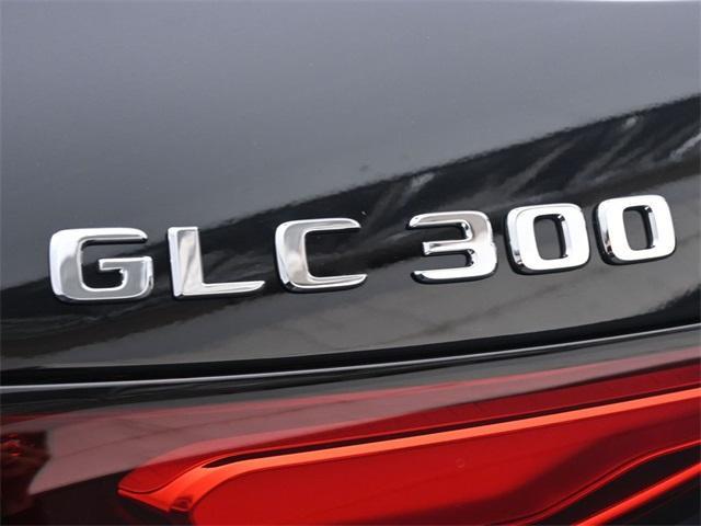 new 2025 Mercedes-Benz GLC 300 car, priced at $54,585