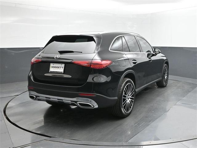 new 2025 Mercedes-Benz GLC 300 car, priced at $54,225