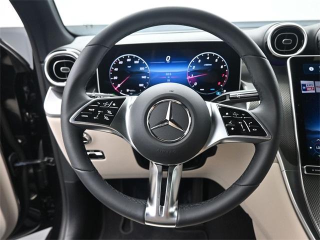 new 2025 Mercedes-Benz GLC 300 car, priced at $54,225