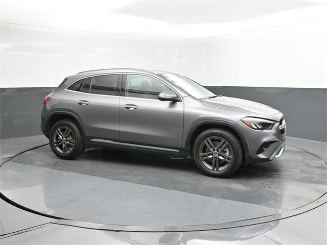 new 2025 Mercedes-Benz GLA 250 car, priced at $49,205