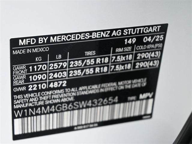 new 2025 Mercedes-Benz GLB 250 car, priced at $50,910