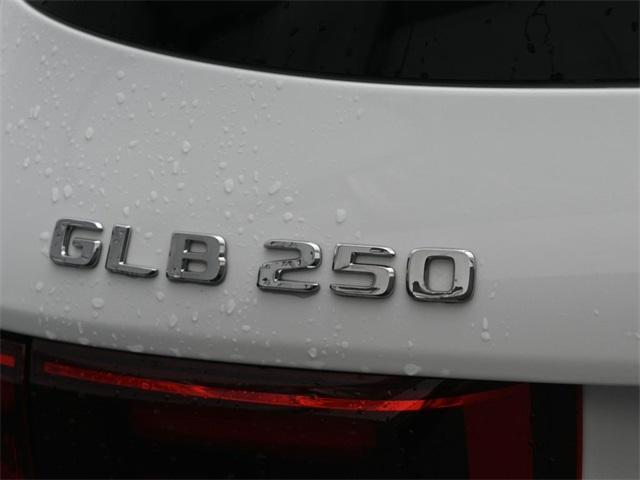 new 2025 Mercedes-Benz GLB 250 car, priced at $50,910