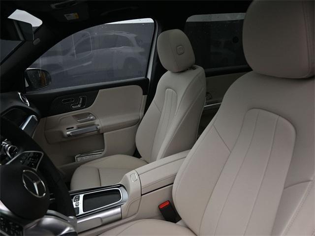 new 2025 Mercedes-Benz GLB 250 car, priced at $50,910