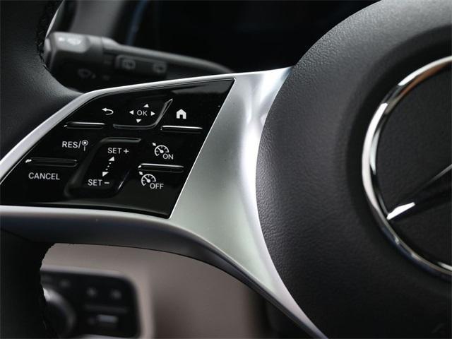 new 2025 Mercedes-Benz GLB 250 car, priced at $50,910