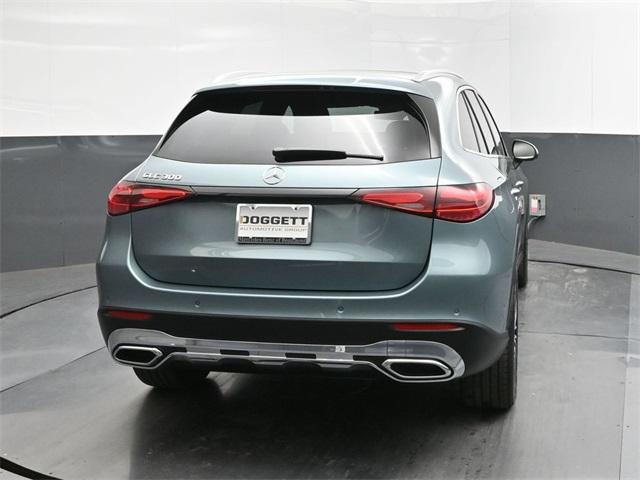 new 2025 Mercedes-Benz GLC 300 car, priced at $57,300