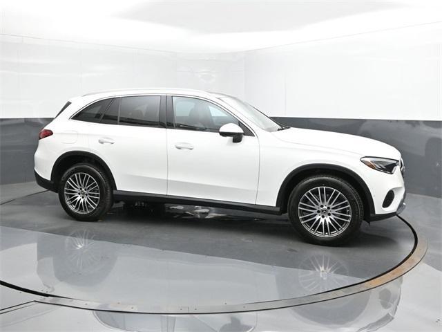 new 2025 Mercedes-Benz GLC 300 car, priced at $52,885