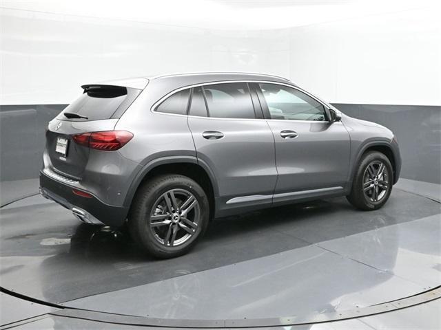 new 2025 Mercedes-Benz GLA 250 car, priced at $46,655