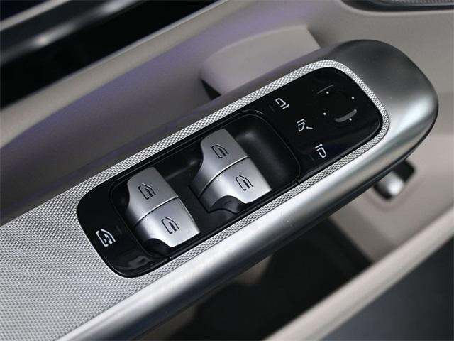 new 2025 Mercedes-Benz GLC 300 car, priced at $56,235