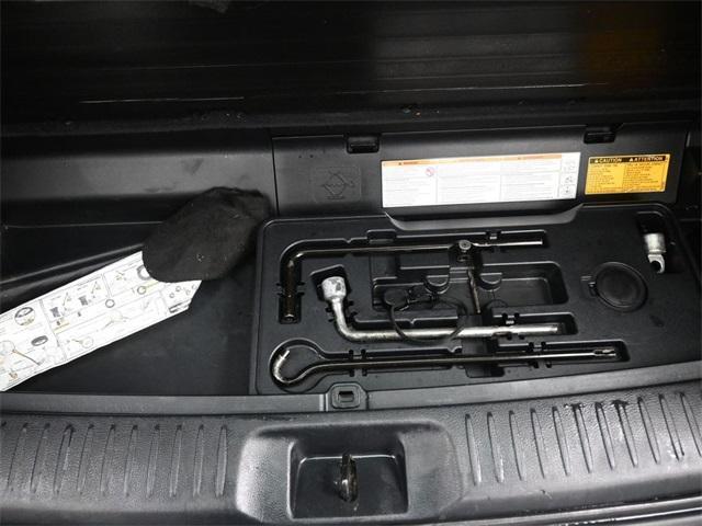 used 2015 Toyota Highlander car, priced at $13,999
