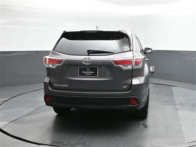 used 2015 Toyota Highlander car, priced at $13,999