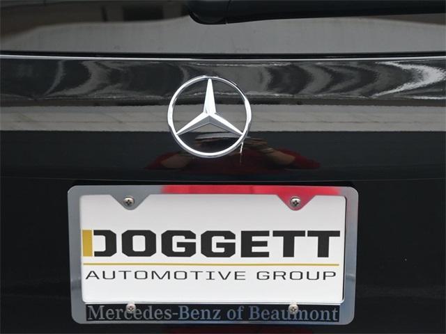 new 2025 Mercedes-Benz GLB 250 car, priced at $49,580
