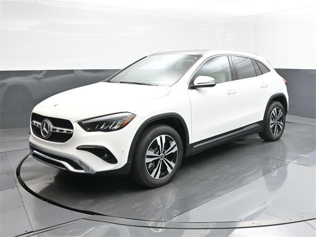 new 2025 Mercedes-Benz GLA 250 car, priced at $47,650