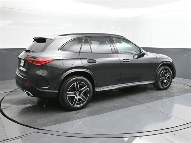 new 2025 Mercedes-Benz GLC 300 car, priced at $58,950