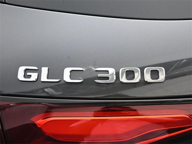 new 2025 Mercedes-Benz GLC 300 car, priced at $55,000