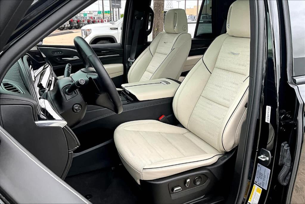 used 2023 Cadillac Escalade car, priced at $79,989