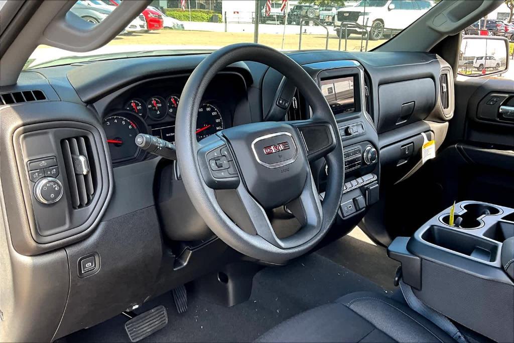 new 2025 GMC Sierra 1500 car, priced at $46,381