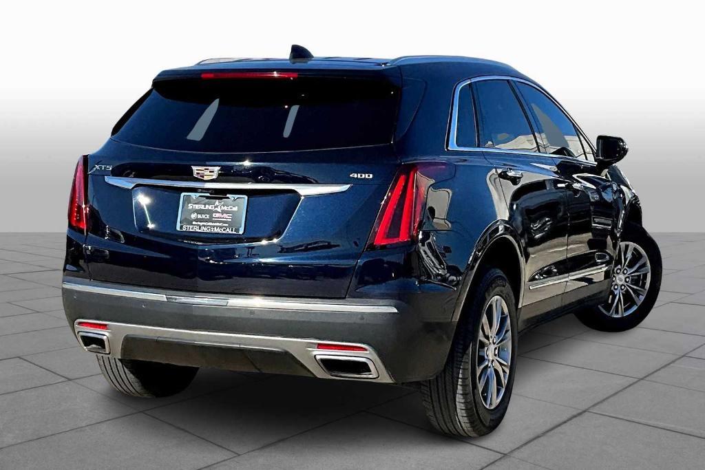 used 2021 Cadillac XT5 car, priced at $30,400