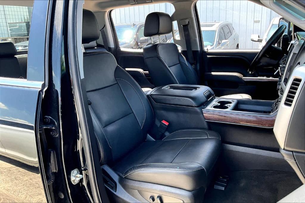 used 2017 GMC Sierra 1500 car, priced at $33,400