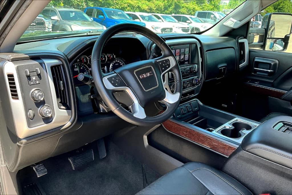 used 2017 GMC Sierra 1500 car, priced at $33,400