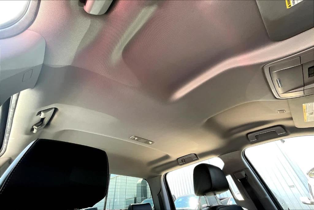used 2017 GMC Sierra 1500 car, priced at $33,400