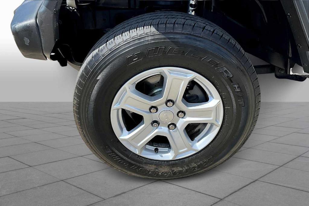 used 2018 Jeep Wrangler Unlimited car, priced at $23,995