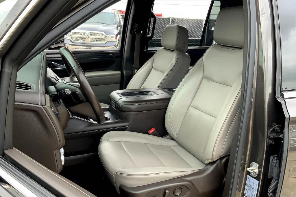 used 2021 GMC Yukon car, priced at $44,195