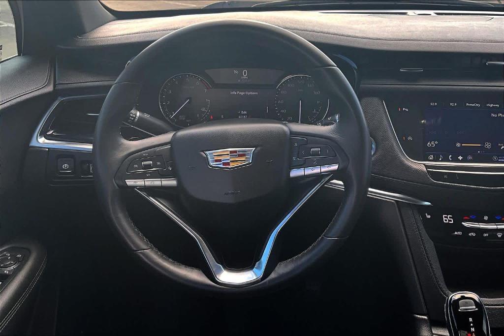 used 2023 Cadillac XT6 car, priced at $30,800