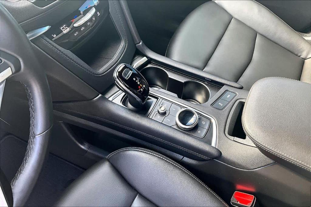 used 2023 Cadillac XT6 car, priced at $30,800