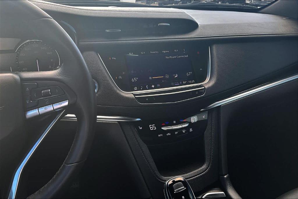 used 2023 Cadillac XT6 car, priced at $30,800