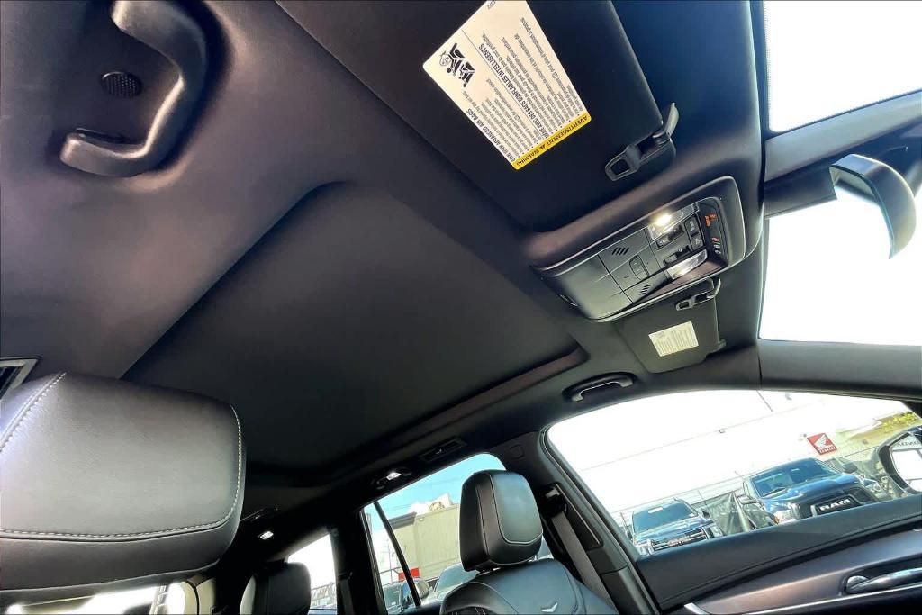 used 2023 Cadillac XT6 car, priced at $30,800