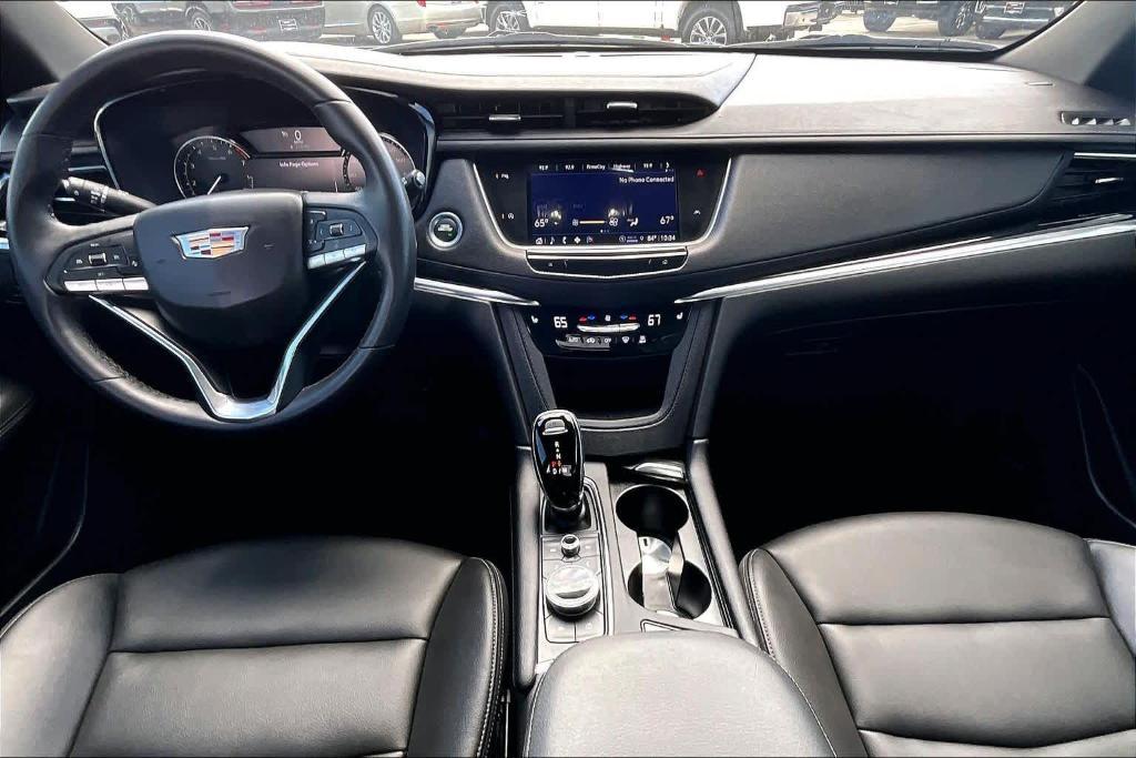 used 2023 Cadillac XT6 car, priced at $30,800