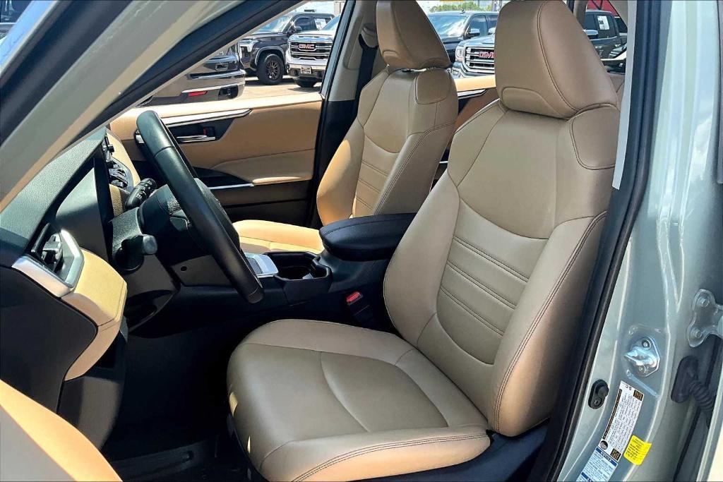 used 2021 Toyota RAV4 Hybrid car, priced at $30,005