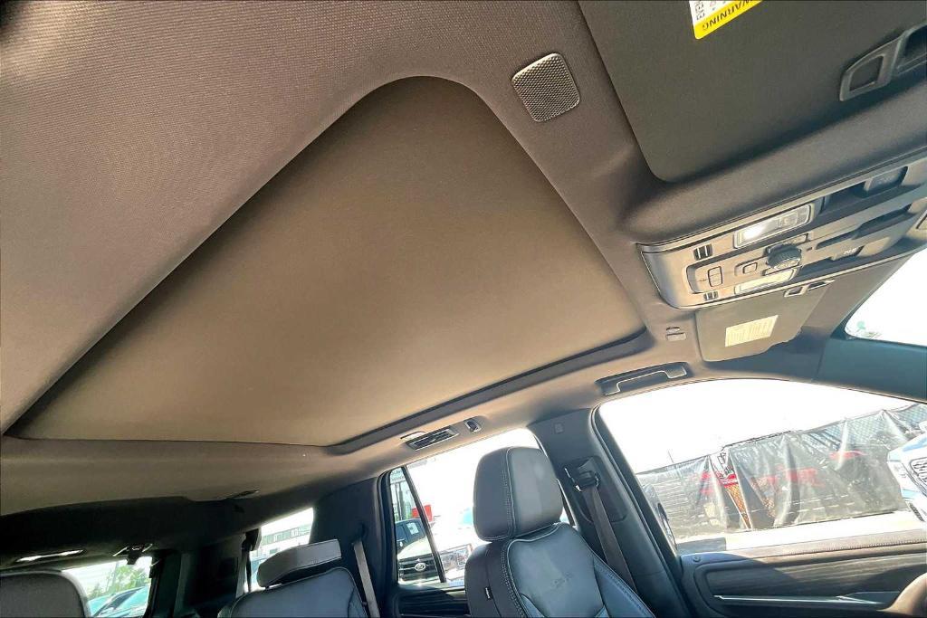 used 2022 GMC Yukon car, priced at $52,997
