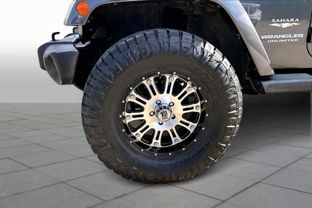 used 2014 Jeep Wrangler Unlimited car, priced at $15,695