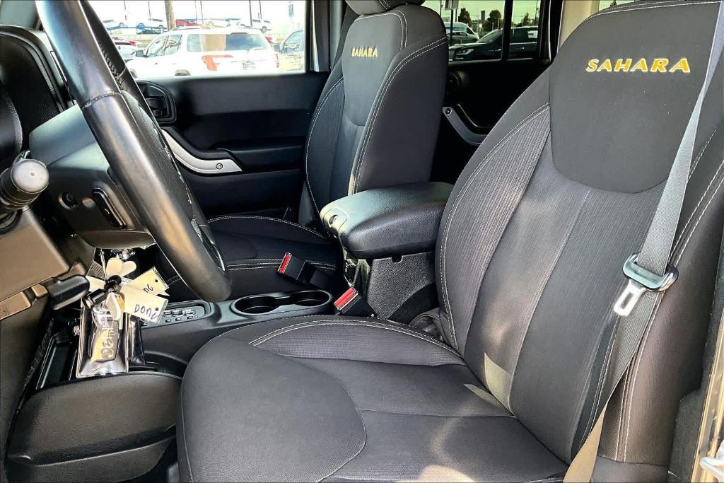 used 2014 Jeep Wrangler Unlimited car, priced at $15,695