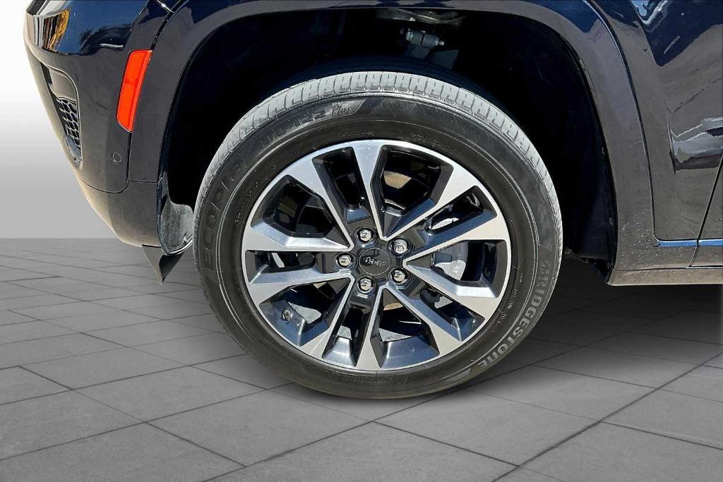 used 2024 Jeep Grand Cherokee L car, priced at $43,190