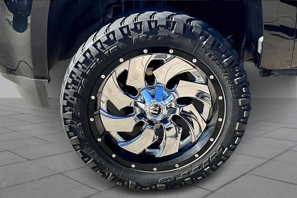 used 2020 GMC Yukon car, priced at $31,895