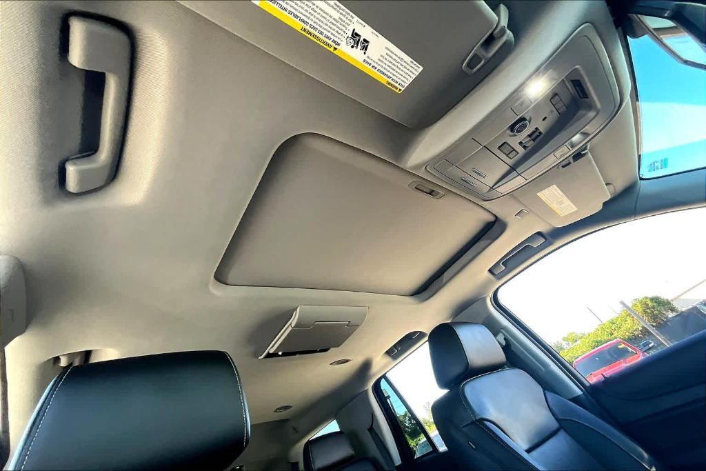 used 2020 GMC Yukon car, priced at $31,895