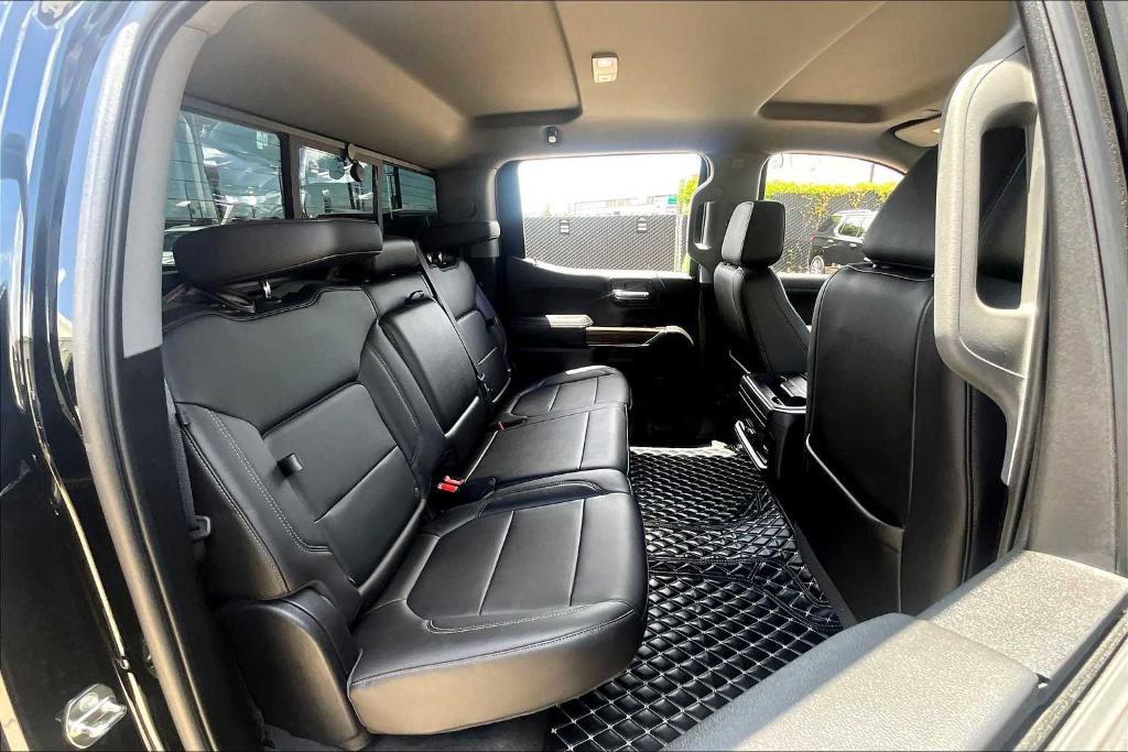 used 2020 Chevrolet Silverado 1500 car, priced at $31,985