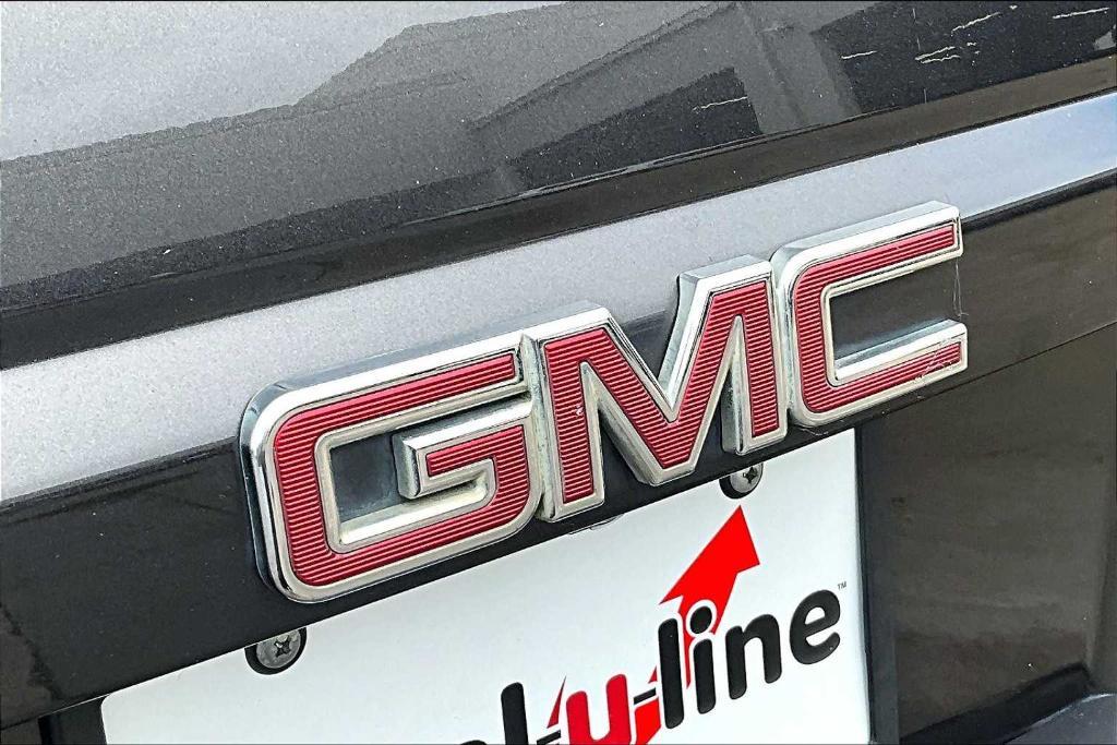 used 2017 GMC Yukon XL car, priced at $20,900