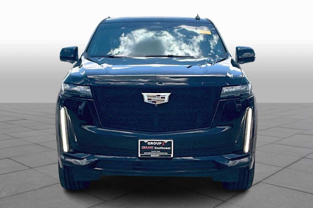 used 2022 Cadillac Escalade ESV car, priced at $68,999