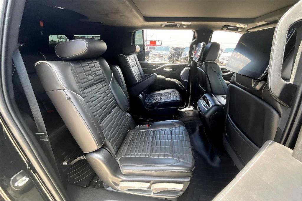 used 2022 Cadillac Escalade ESV car, priced at $68,999