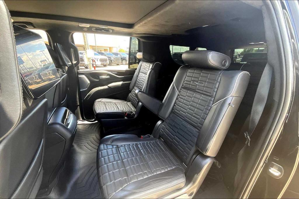 used 2022 Cadillac Escalade ESV car, priced at $68,999
