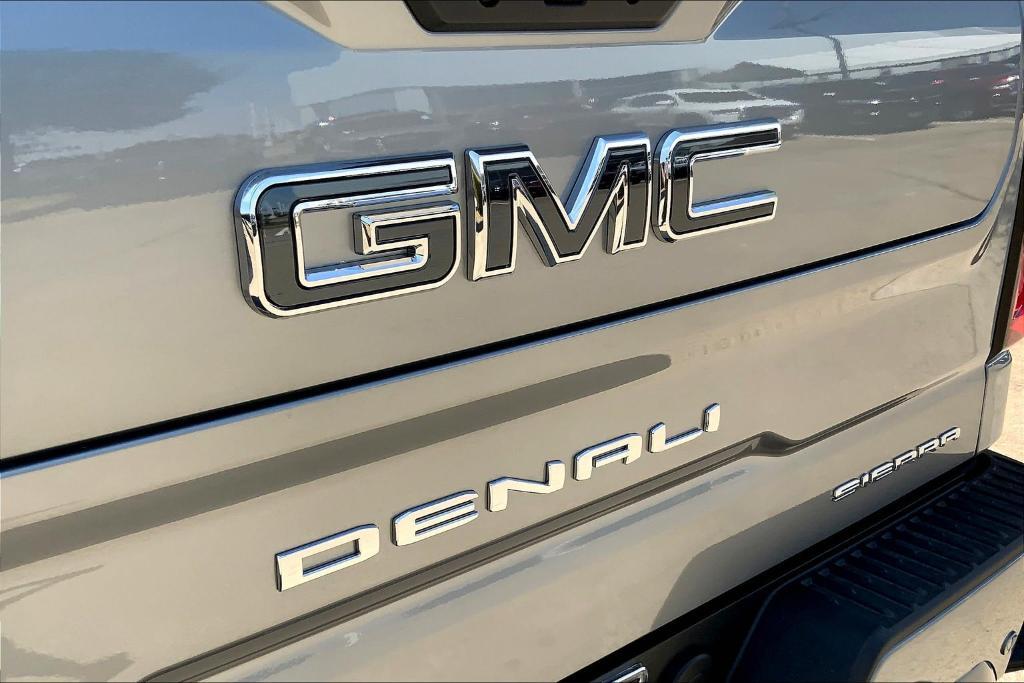 new 2024 GMC Sierra 1500 car, priced at $79,405