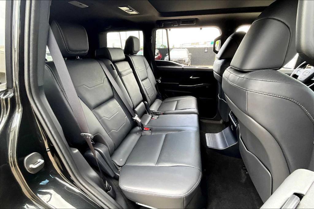 used 2025 Lexus GX 550 car, priced at $90,500
